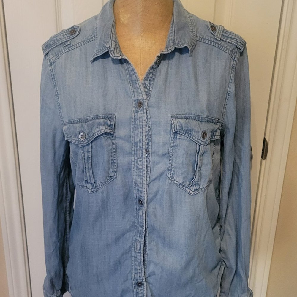 Chambray American Eagle Button-up Shirt